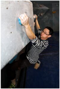 Quoc_Hoa_escalade